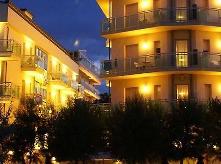 Hotel Lady Mary Milano Marittima Kültér fotó