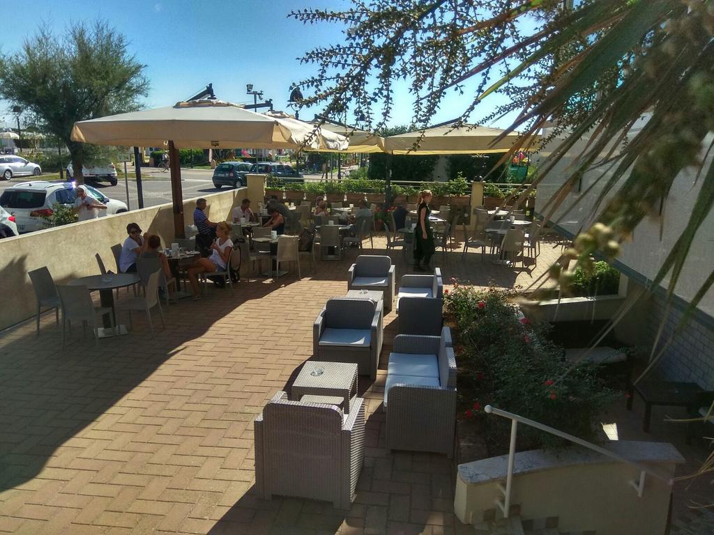 Hotel Lady Mary Milano Marittima Kültér fotó