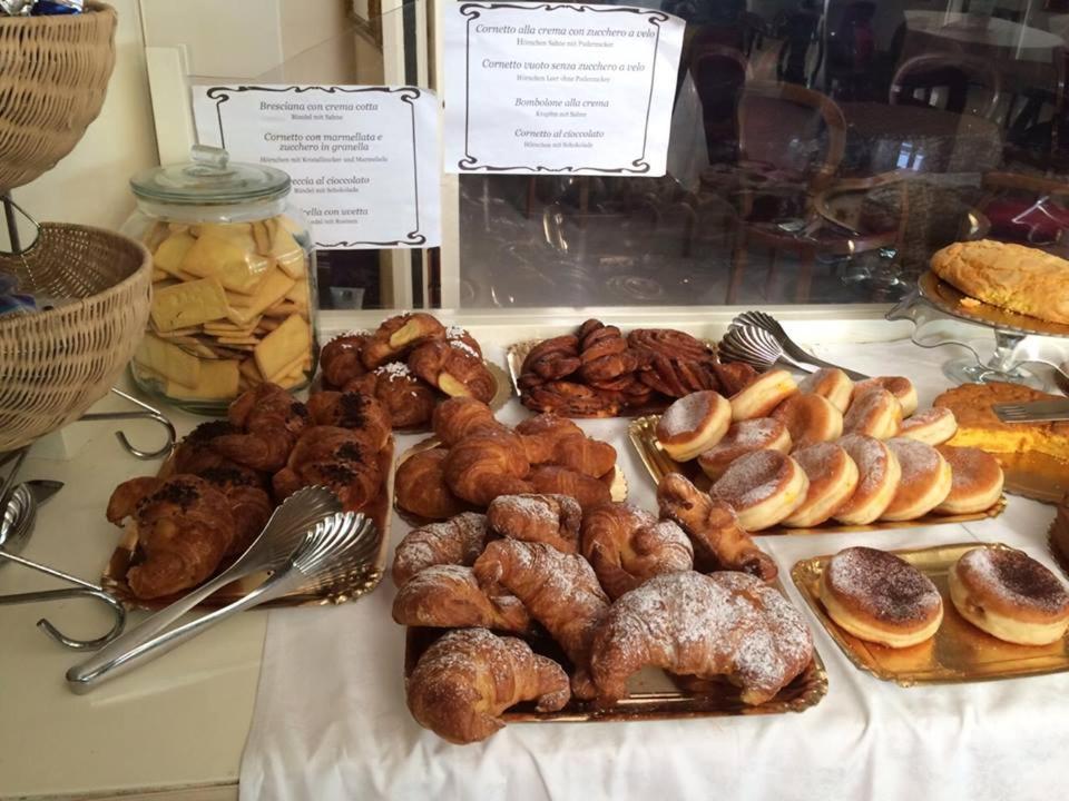 Hotel Lady Mary Milano Marittima Kültér fotó