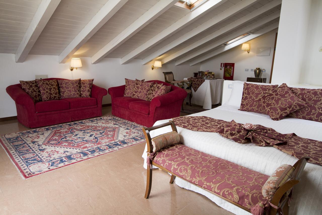 Hotel Lady Mary Milano Marittima Kültér fotó