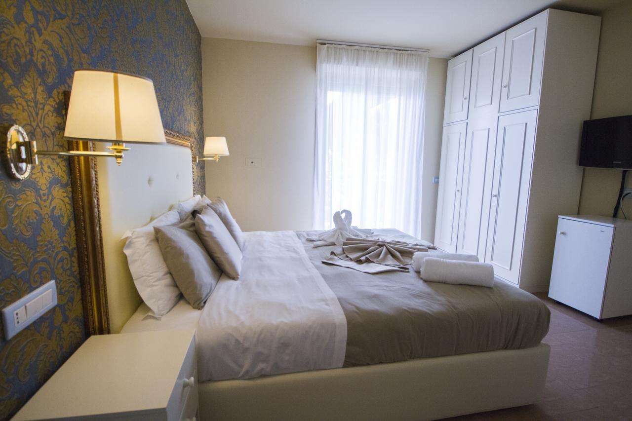 Hotel Lady Mary Milano Marittima Kültér fotó