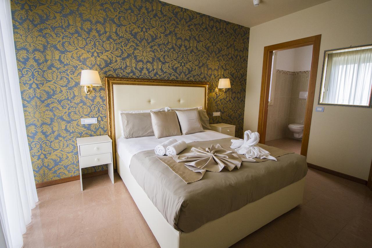 Hotel Lady Mary Milano Marittima Kültér fotó
